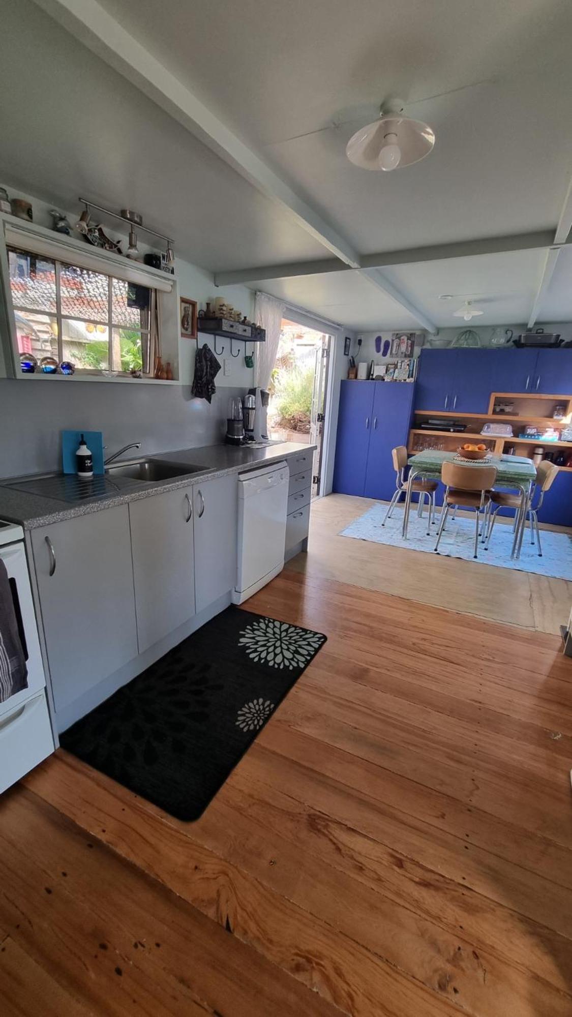 Raglan West Retro Beach Vibe Accommodation Esterno foto