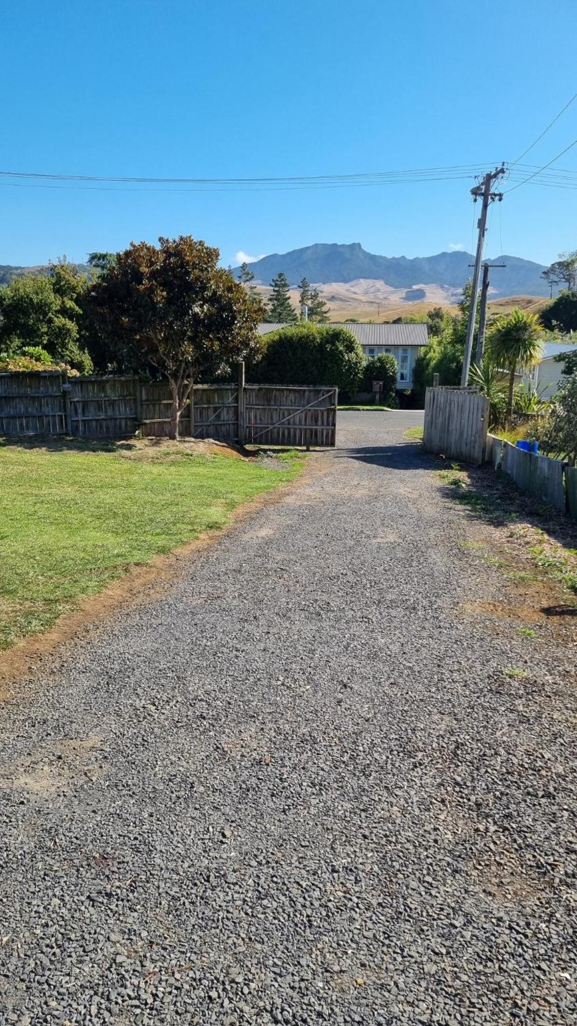Raglan West Retro Beach Vibe Accommodation Esterno foto